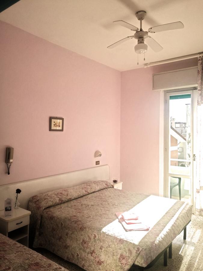 Hotel Villa Donati Viserbella di Rimini 외부 사진